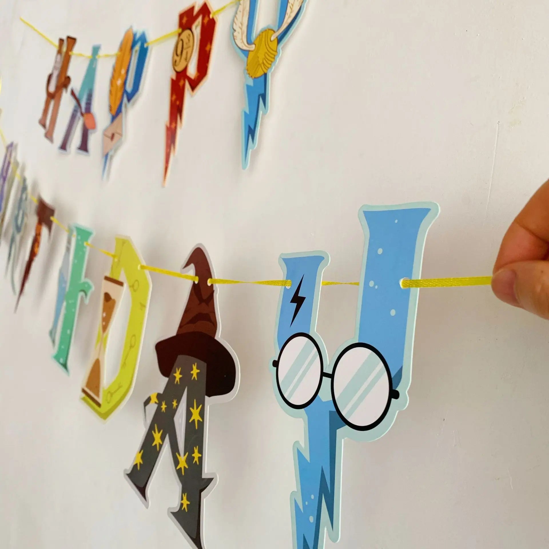 Harries Party Magic School Theme Decorations - Image 3