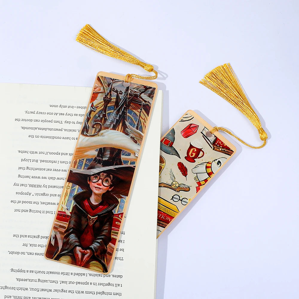 Simple Harry Potter Acrylic Bookmark - Image 5