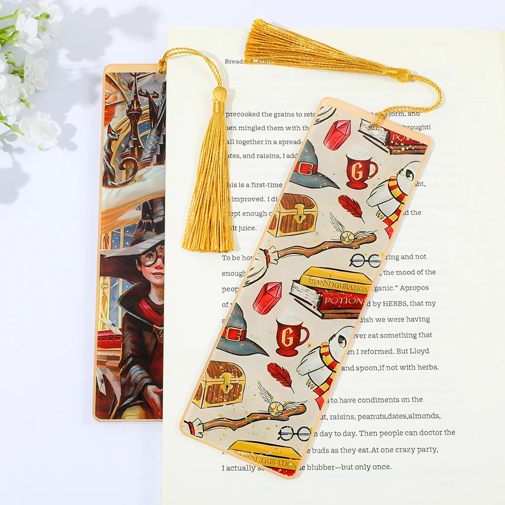 Simple Harry Potter Acrylic Bookmark - Image 2